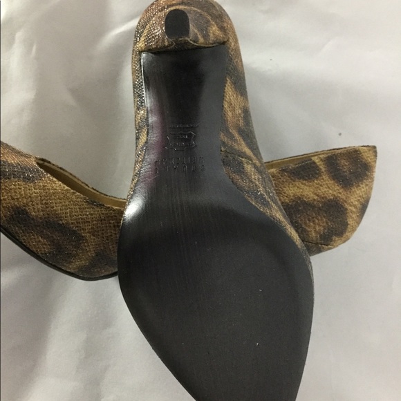 NIB Stuart Weitzman Leopard Heels, Size 6 - Picture 4 of 7